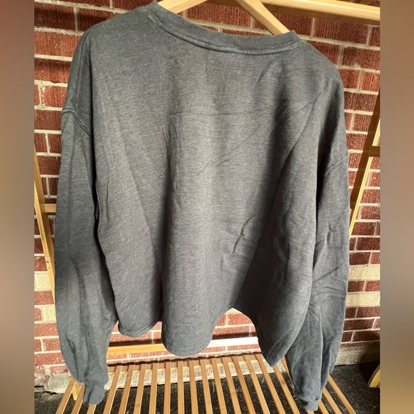 Universal Thread cropped sweatshirt - Picture 5 of 5